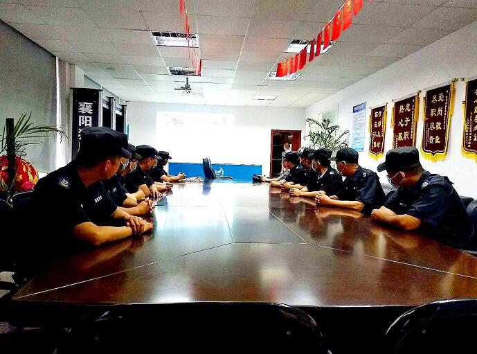 襄陽安保禮儀到底有沒有必要？聽說保安素質(zhì)都很低下？錯(cuò)！大錯(cuò)特錯(cuò)！