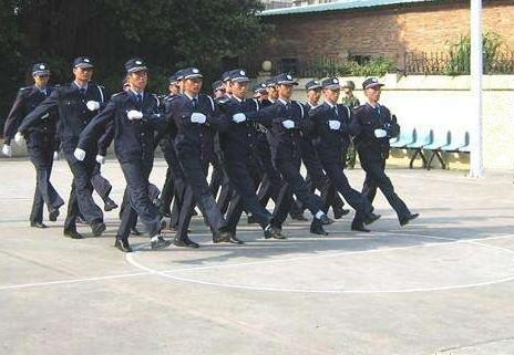 對(duì)于保安這個(gè)行業(yè)的人員，大家有什么了解呢？