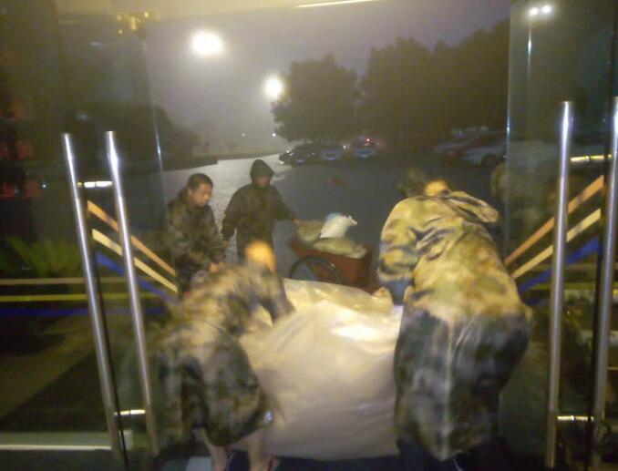 襄陽安保人員不應(yīng)該出現(xiàn)哪些行為？湖北獵鷹保安公司為你介紹！