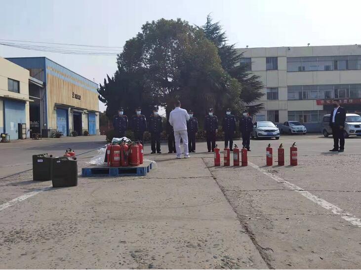 獵鷹保安公司積極組織，開展消防實戰(zhàn)演練，防患于未“燃”