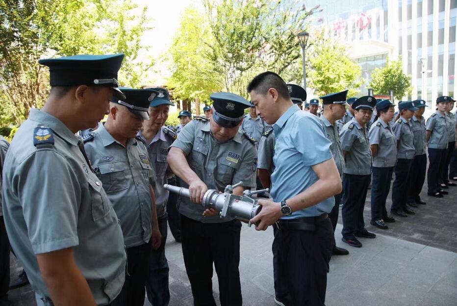 有保安與沒保安的小區(qū)，你會(huì)選擇哪個(gè)小區(qū)呢？